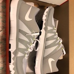 Nike Free Trainer 5.0 V6 shoes